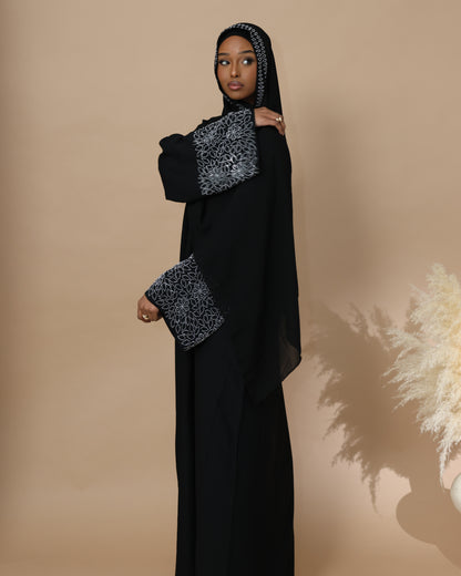 Silver Fleur Black Closed Abaya